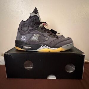 Air Jordan 5 Retro Off-White Sneakers